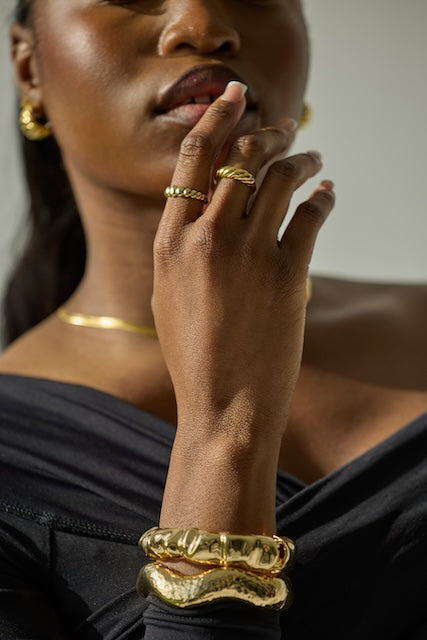 ESSENTIAL BANGLE STACK